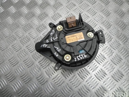 Audi 8E1 820 021 E / 8E1820021E A4 (8E2, B6) 2003 Ventilateur d'intérieur