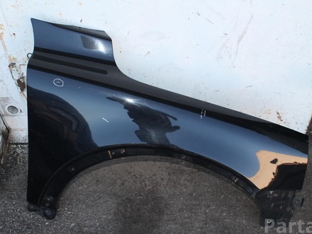 Volvo XC90 I 2010 Wing right side