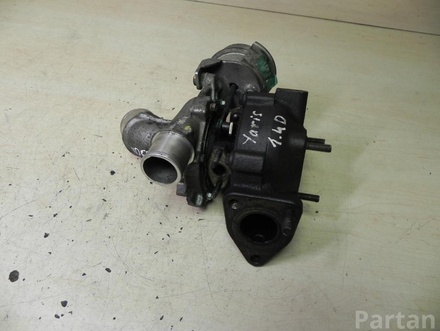 Toyota 17201-0N030 / 172010N030 AURIS (_E15_) 2008 Turbocompresor