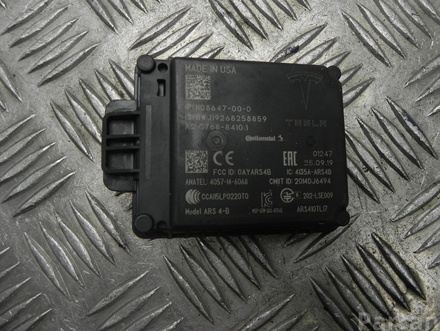 Tesla 1108647-00-D / 110864700D MODEL 3 2020 Control unit for automatic distance system and radarsensor