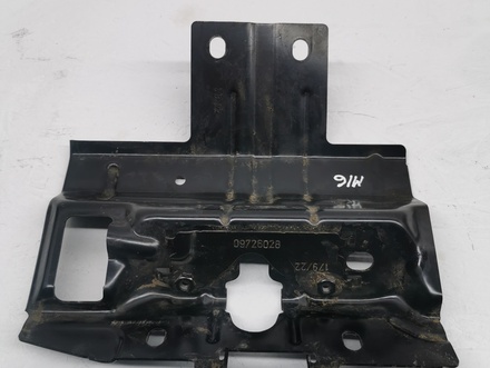 Opel 9838132280 Astra L Hatchback 2023 Bracket for lock carrier