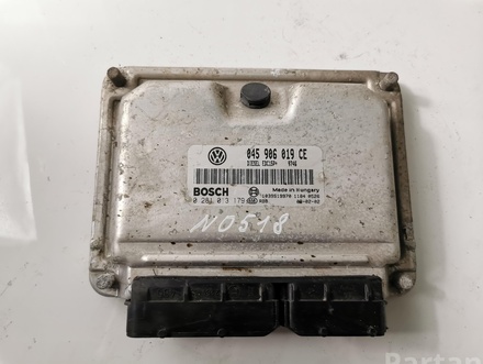 Škoda 045906019CE; 0281013179 / 045906019CE, 0281013179 FABIA II (542) 2008 Unidad de control del motor