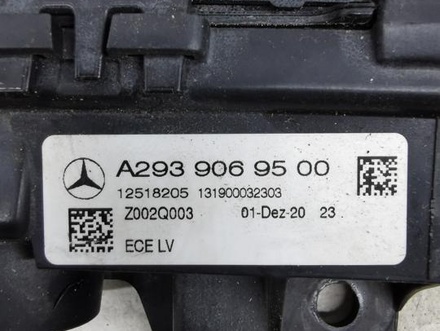 Mercedes-Benz A2939069500 EQC (N293) 2022 Lampy tylne