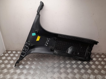 Tesla 1494624-01-E / 149462401E Model Y 2021 Apdaila, B-atrama (vidurinė) dešinė pusė