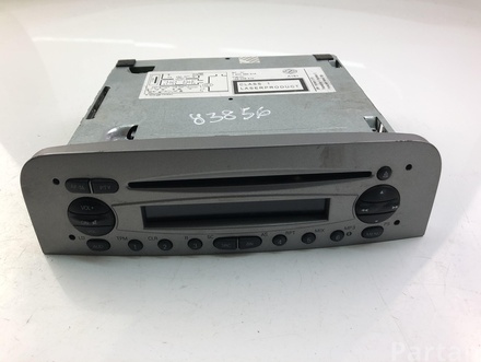 Alfa Romeo 156048410 147 (937_) 2003 Radio / CD