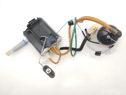 Jaguar DX239A309AA, FX239H307AA, DX239A309AA XJ (X351) 2016 Fuel Pump